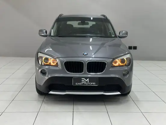 BMW-X1-2.0 18I S-DRIVE 4X2 16V GASOLINA 4P AUTOMÁTICO BMW-X1-2011
