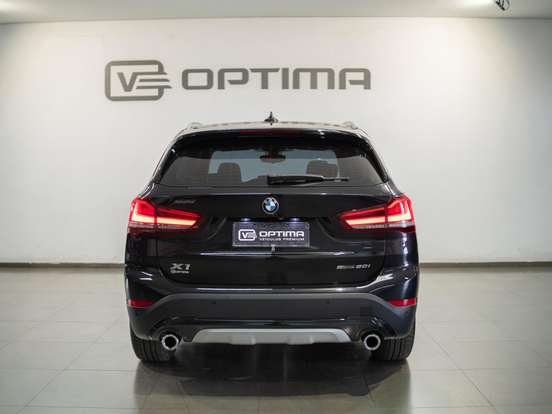 BMW-X1-2.0 16V TURBO ACTIVEFLEX SDRIVE20I X-LINE 4P AUTOMÁTICO BMW-X1-2021