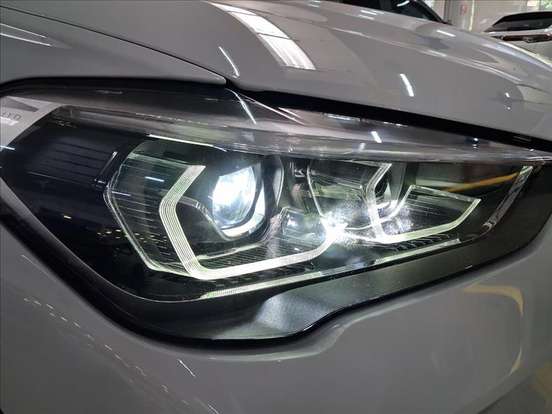 BMW-X1-2021