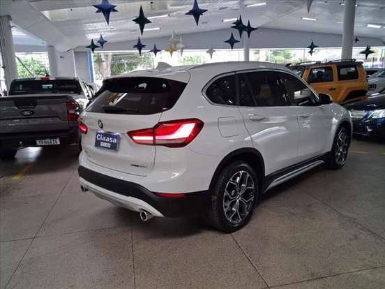 BMW-X1-2.0 16V TURBO ACTIVEFLEX SDRIVE20I X-LINE 4P AUTOMÁTICO BMW-X1-2021