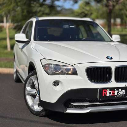 BMW-X1-2012