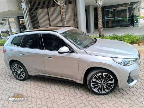 BMW-X1-2023