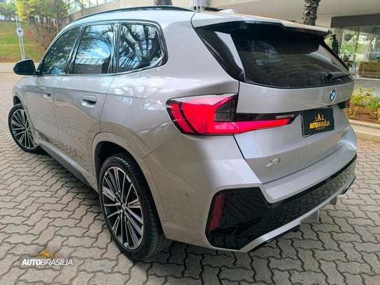 BMW-X1-2023