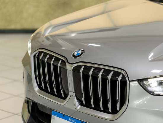 BMW-X1-2023