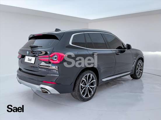 BMW-X3-2021