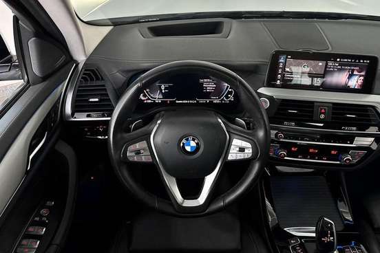 BMW-X3-2020