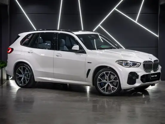 BMW-X5-3.0 I6 TURBO HÍBRIDO XDRIVE45E M SPORT AUTOMÁTICO BMW-X5-2023