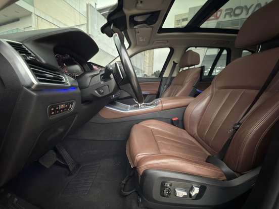 BMW-X5-2019