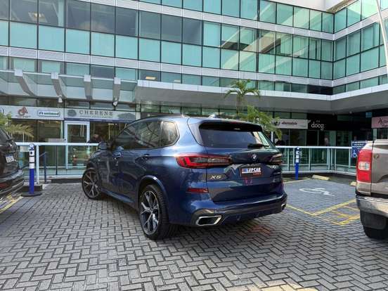 BMW-X5-2020