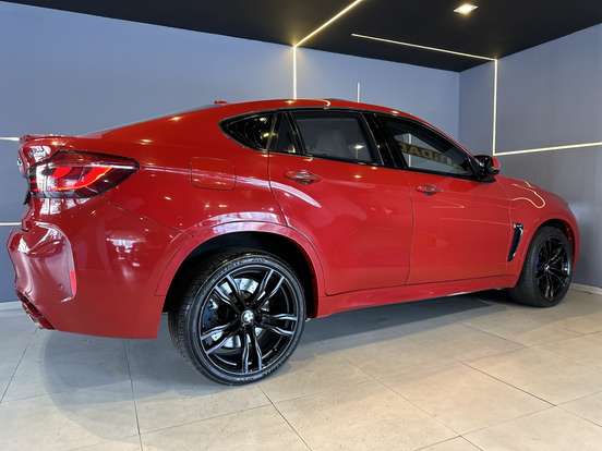 BMW-X6-4.4 M 4X4 COUPÉ V8 32V BI-TURBO GASOLINA 4P AUTOMÁTICO BMW-X6-2016