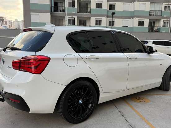 BMW-120i-2.0 16V SPORT GP ACTIVEFLEX 4P AUTOMÁTICO BMW-120i-2015