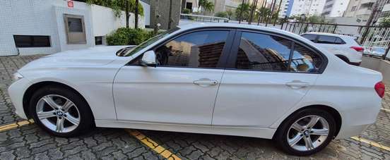 BMW-320i-2014