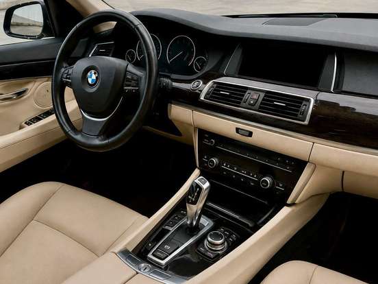 BMW-535i-3.0 GT 24V TURBO GASOLINA 4P AUTOMÁTICO BMW-535i-2010