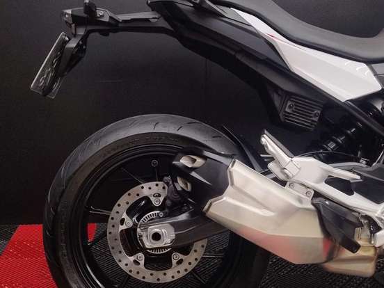 BMW-F 900 R SPORT PLUS BMW-F 900 R SPORT PLUS-2024