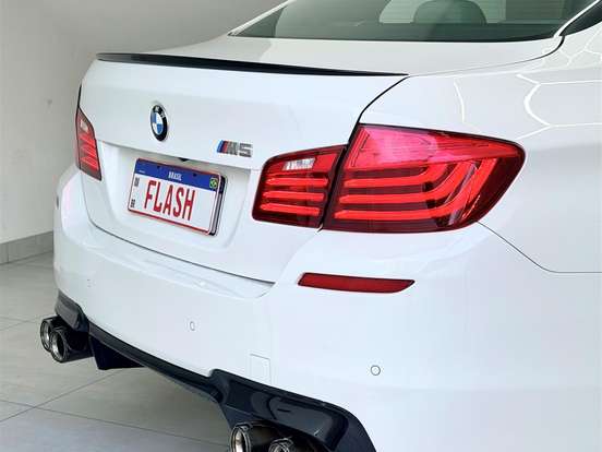 BMW-M5-4.4 V8 32V GASOLINA 4P AUTOMÁTICO BMW-M5-2014