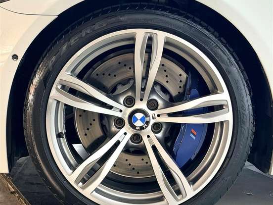BMW-M5-4.4 V8 32V GASOLINA 4P AUTOMÁTICO BMW-M5-2014