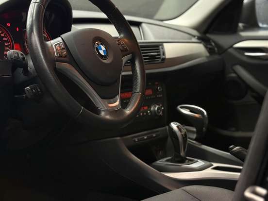 BMW-X1-2.0 16V TURBO ACTIVEFLEX SDRIVE20I 4P AUTOMÁTICO BMW-X1-2015