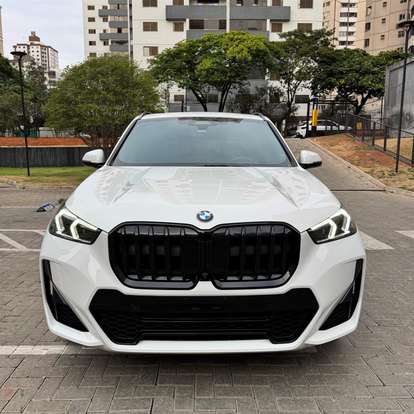 BMW-X1-2024