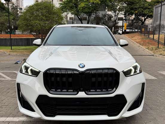 BMW-X1-2.0 16V TURBO GASOLINA SDRIVE20I M SPORT STEPTRONIC BMW-X1-2024