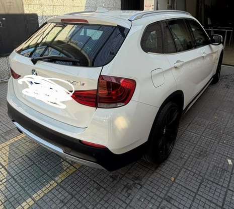 BMW-X1-2010