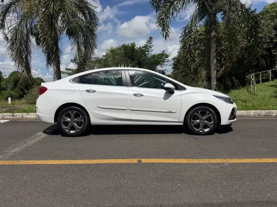 CHEVROLET-CRUZE-2022