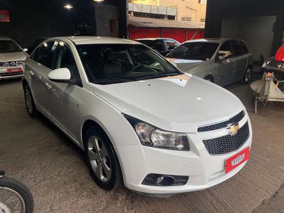 CHEVROLET-CRUZE-2012