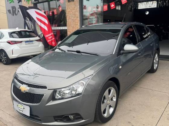 CHEVROLET CRUZE 1.8 LT 16V FLEX 4P MANUAL