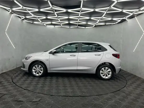 CHEVROLET-ONIX-2022