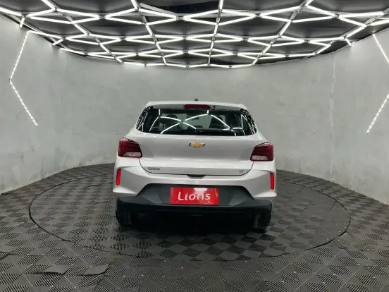 CHEVROLET-ONIX-2022