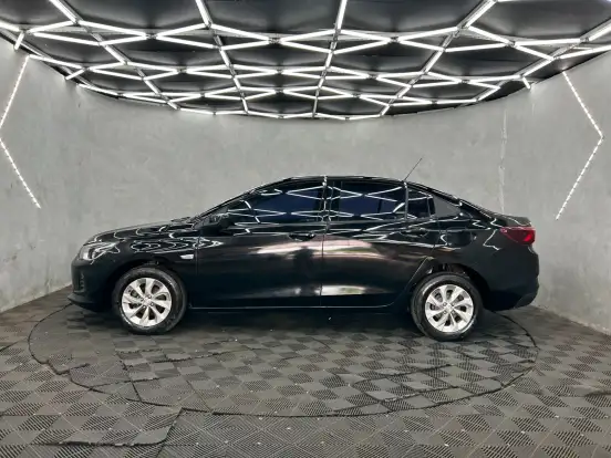 CHEVROLET-ONIX-2022