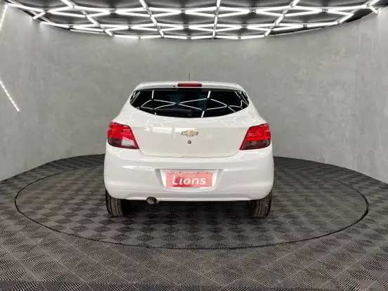 CHEVROLET-ONIX-2019