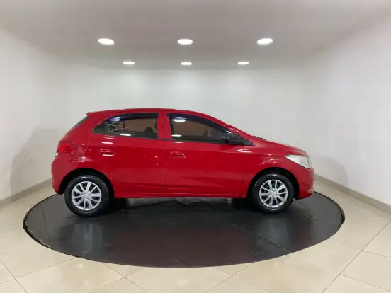 CHEVROLET-ONIX-1.0 MPFI LT 8V FLEX 4P MANUAL CHEVROLET-ONIX-2015