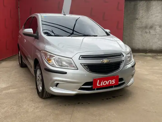 CHEVROLET-ONIX-2015