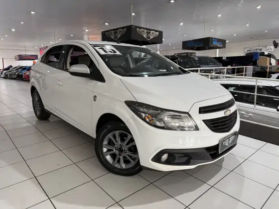 CHEVROLET ONIX 1.0 MPFI SELEÇÃO 8V FLEX 4P MANUAL