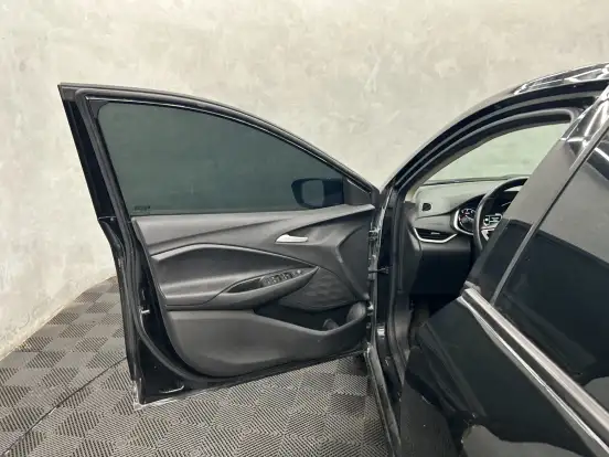 CHEVROLET-ONIX-2023
