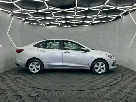 CHEVROLET-ONIX-2023
