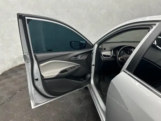 CHEVROLET-ONIX-2023