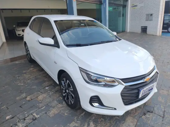 CHEVROLET ONIX 1.0 TURBO FLEX PREMIER AUTOMÁTICO