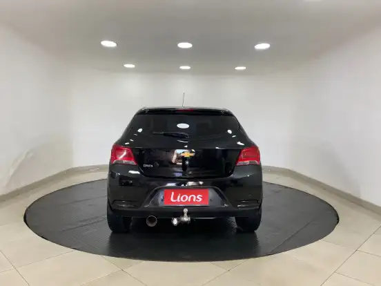 CHEVROLET-ONIX-1.4 MPFI LT 8V FLEX 4P MANUAL CHEVROLET-ONIX-2017