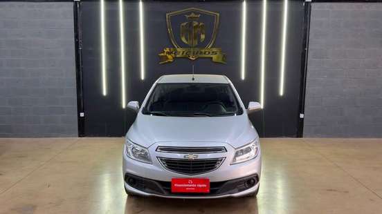 CHEVROLET-ONIX-2013