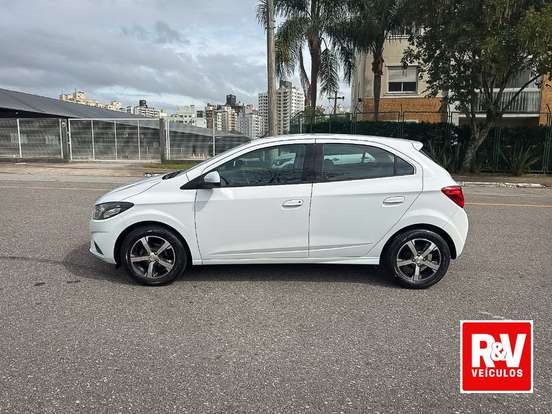 CHEVROLET-ONIX-1.4 MPFI LTZ 8V FLEX 4P MANUAL CHEVROLET-ONIX-2018