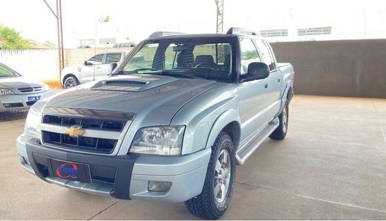 CHEVROLET S10 2.8 EXECUTIVE 4X2 CD 12V TURBO ELECTRONIC INTERCOOLER DIESEL 4P MANUAL