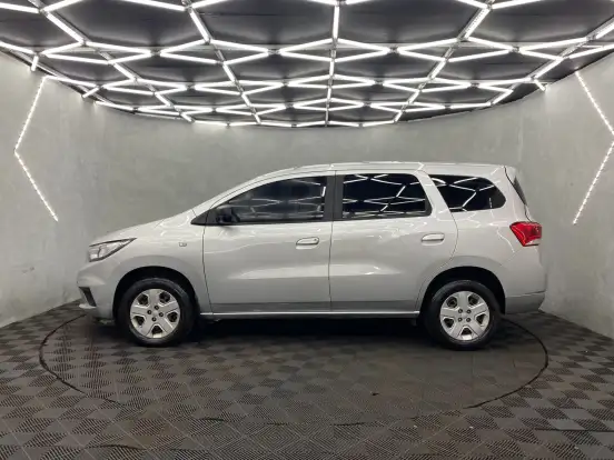 CHEVROLET-SPIN-2022