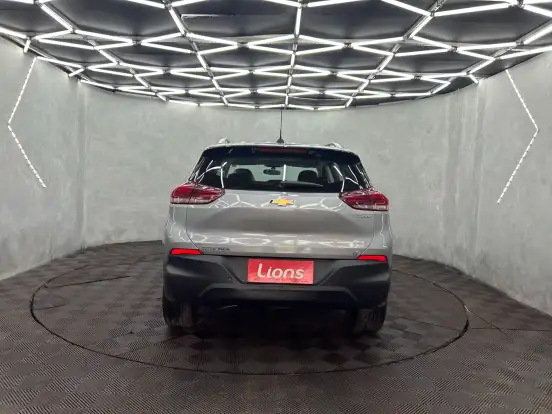 CHEVROLET-TRACKER-2025