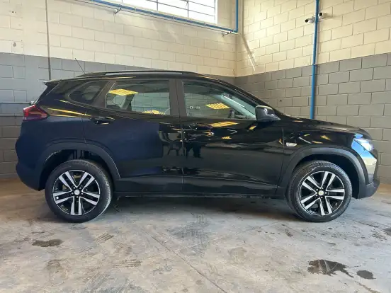 CHEVROLET-TRACKER-2024