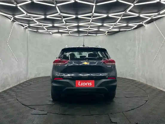 CHEVROLET-TRACKER-2024