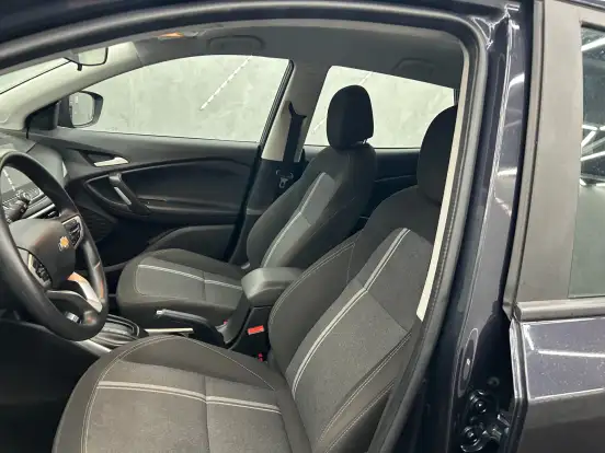 CHEVROLET-TRACKER-2024
