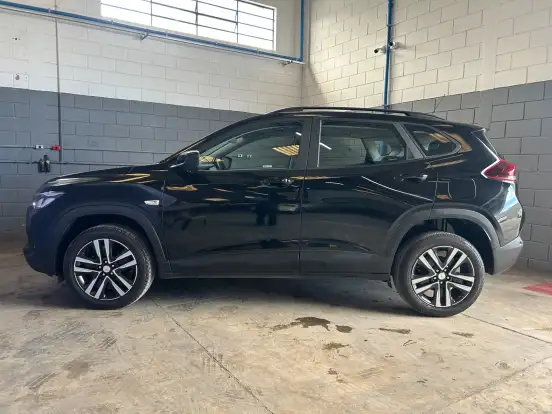 CHEVROLET-TRACKER-2024