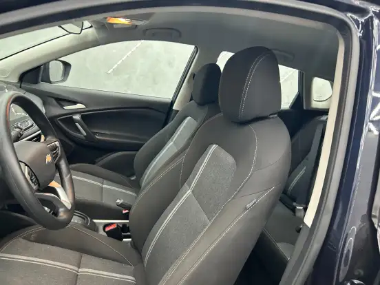 CHEVROLET-TRACKER-2023