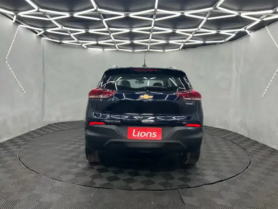 CHEVROLET-TRACKER-2023